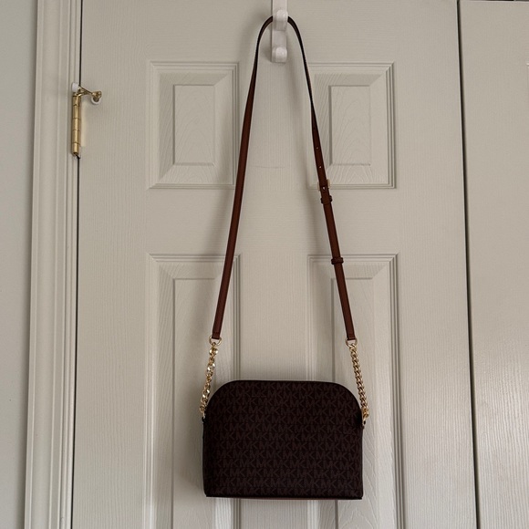 Michael Kors Jet Set Dome Crossbody • MK Signature Brown - Picture 3 of 11